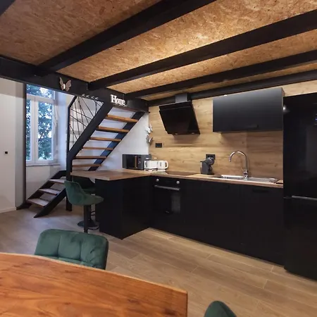 Josip Apartment *